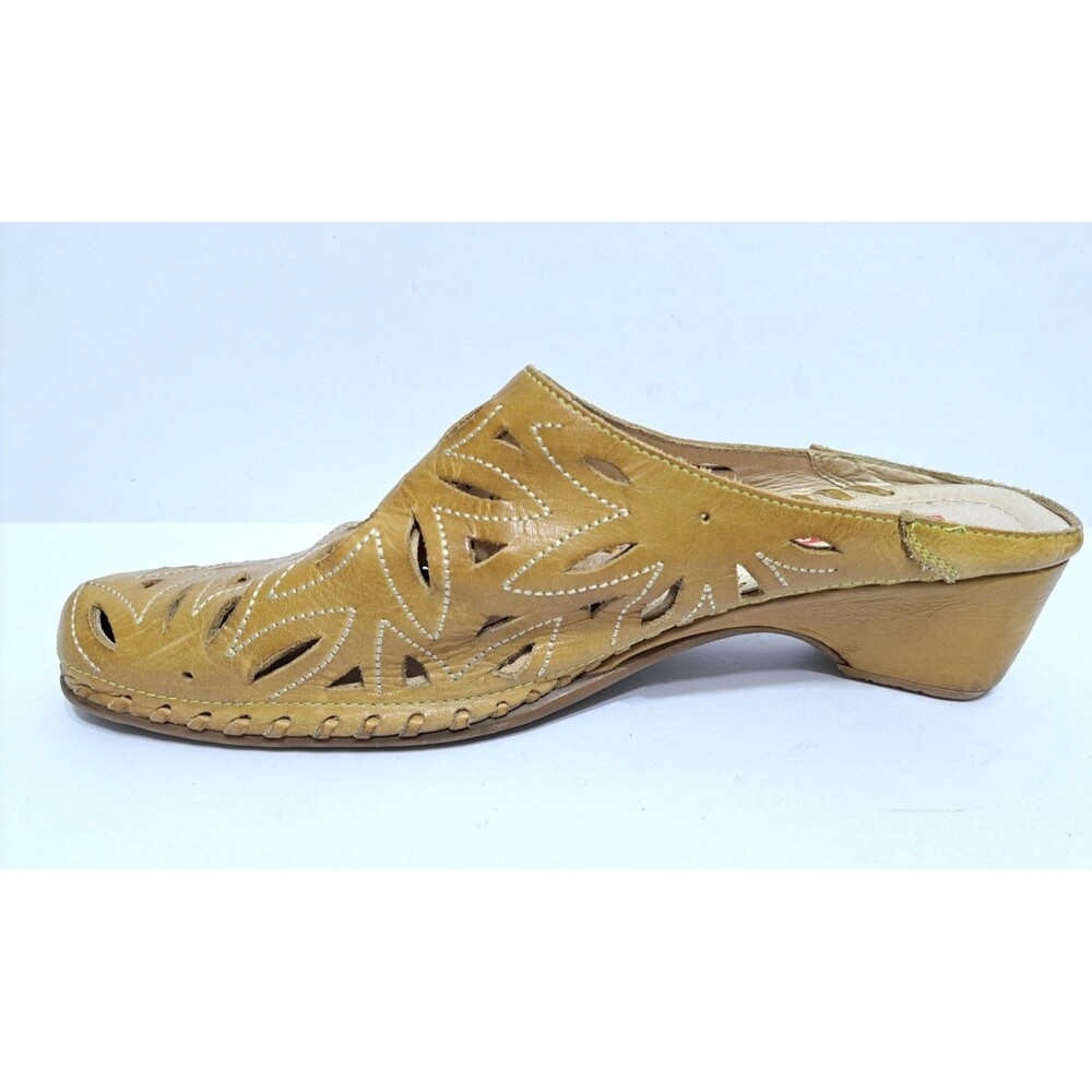 Pikolinos Women's 10.5-11 Slip On Mule Clog Laser Cut Floral Pattern Leather - Picture 6 of 12